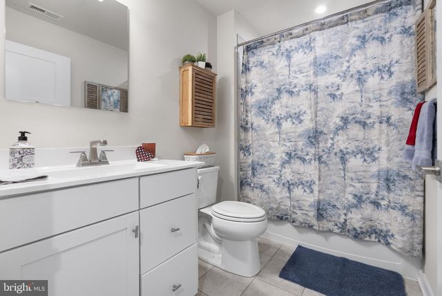 80 SENATORS WAY, Berlin, NJ 08009