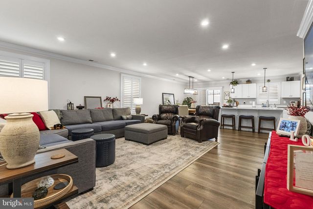 80 SENATORS WAY, Berlin, NJ 08009