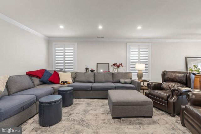 80 SENATORS WAY, Berlin, NJ 08009