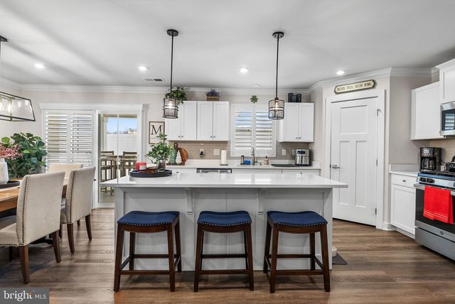 80 SENATORS WAY, Berlin, NJ 08009