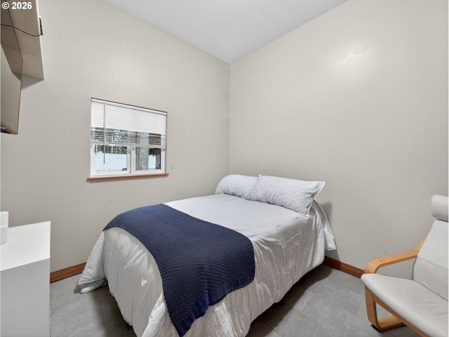 16433 S FORSYTHE Rd, Oregon City, OR 97045