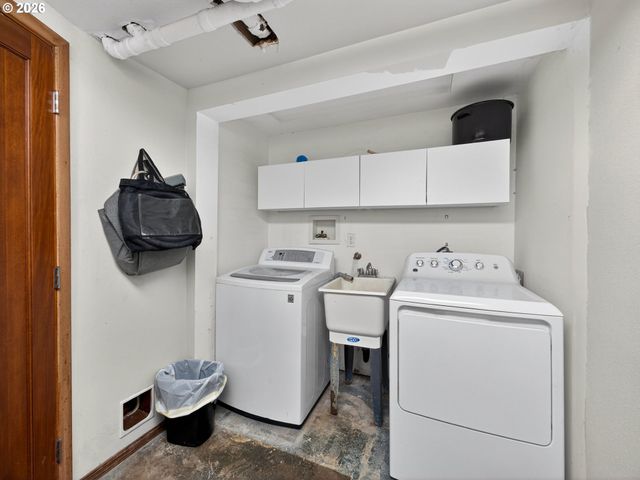 16433 S FORSYTHE Rd, Oregon City, OR 97045