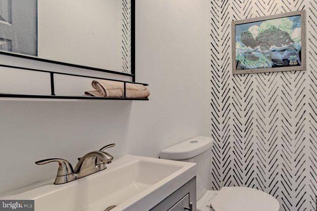 300 3RD AVE, Glendora, NJ 08029