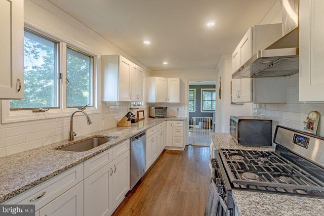 300 3RD AVE, Glendora, NJ 08029