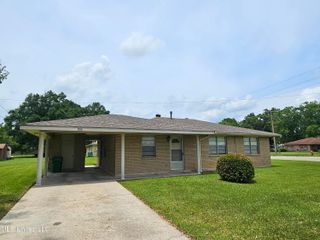 800 S Main Street, Picayune, MS 39466