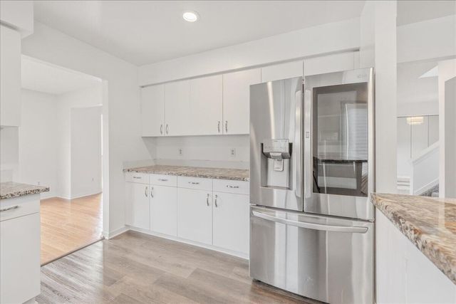 7513 Hickory Hill Drive, West Bloomfield Twp, MI 48322