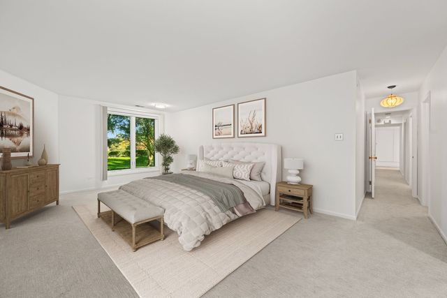 1125 Lake Cook Road 209, Northbrook, IL 60062