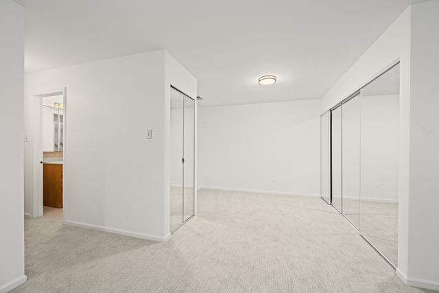 1125 Lake Cook Road 209, Northbrook, IL 60062