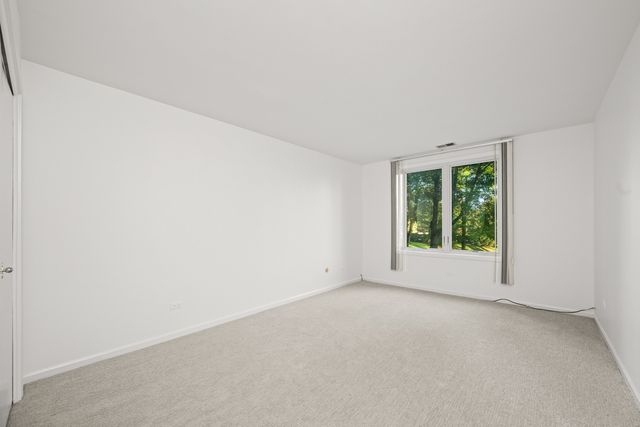 1125 Lake Cook Road 209, Northbrook, IL 60062