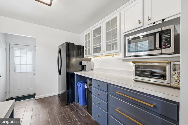 55 MUNN AVE, Cherry Hill, NJ 08034