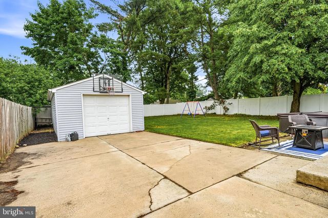 55 MUNN AVE, Cherry Hill, NJ 08034