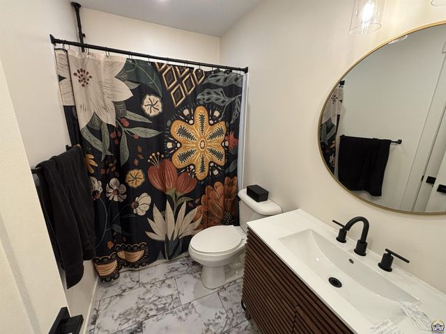 1519 W 5th, Emporia, KS 66801