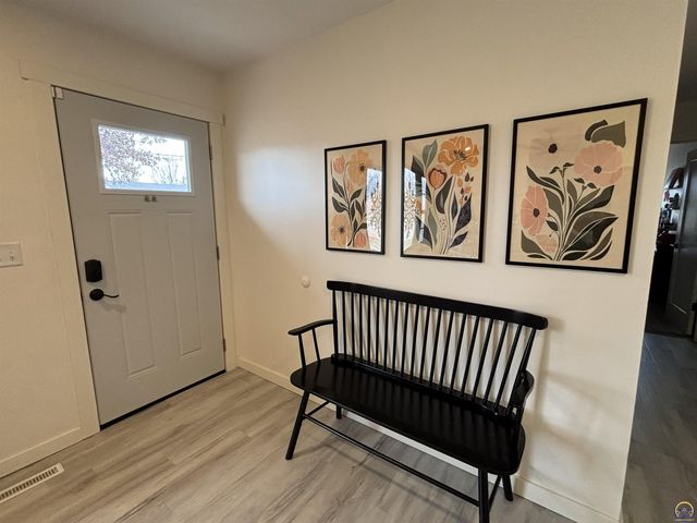 1519 W 5th, Emporia, KS 66801