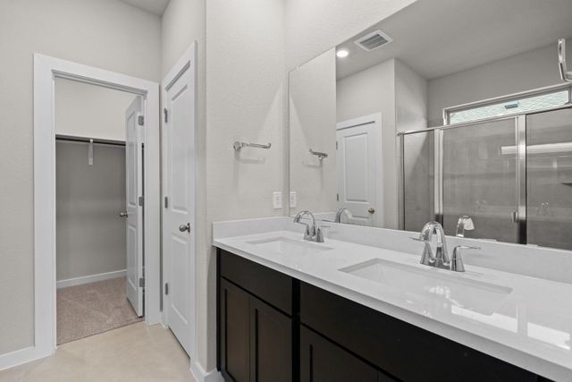 142 Ayres Horn, Cedar Creek, TX 78612