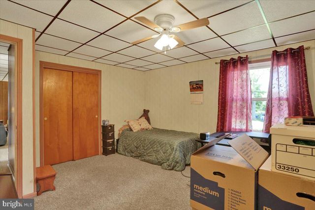 1383 FAIRVIEW DR, Leesport, PA 19533