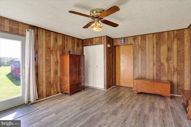 1383 FAIRVIEW DR, Leesport, PA 19533