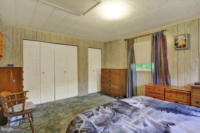 1383 FAIRVIEW DR, Leesport, PA 19533