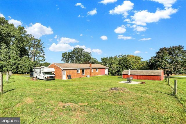 1383 FAIRVIEW DR, Leesport, PA 19533