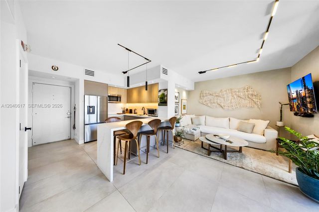 1621 Bay Road PH4, Miami Beach, FL 33139