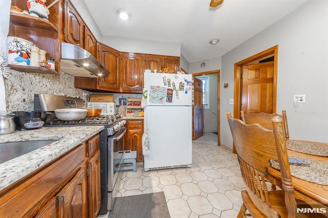 137 Uhland, East Rutherford, NJ 07073