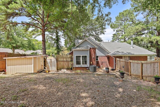 100 Misty Morning Lane, Clinton, MS 39056