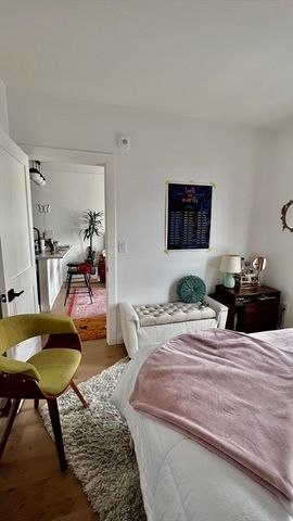 144 Old Colony Ave 502, Boston, MA 02127