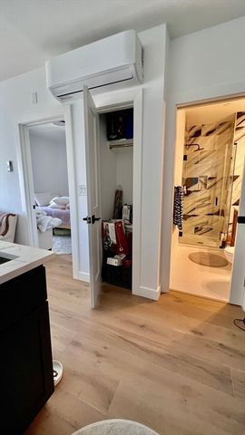 144 Old Colony Ave 502, Boston, MA 02127