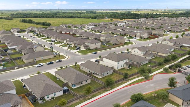 808 Red River, Cibolo, TX 78108