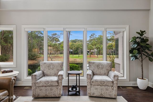 8 Long Brow Road, Hilton Head Island, SC 29928