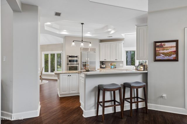 8 Long Brow Road, Hilton Head Island, SC 29928