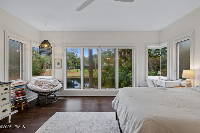 8 Long Brow Road, Hilton Head Island, SC 29928