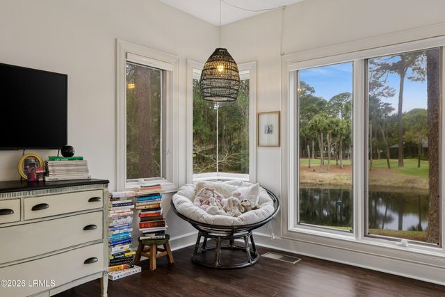 8 Long Brow Road, Hilton Head Island, SC 29928