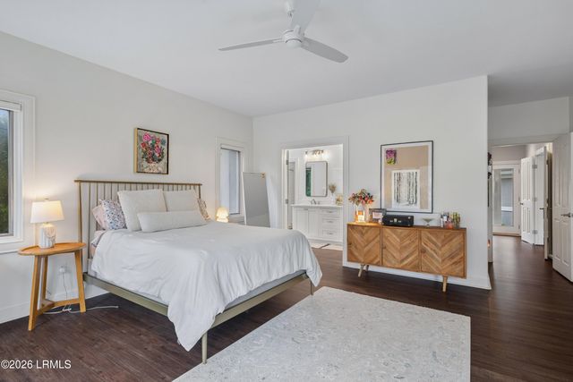 8 Long Brow Road, Hilton Head Island, SC 29928