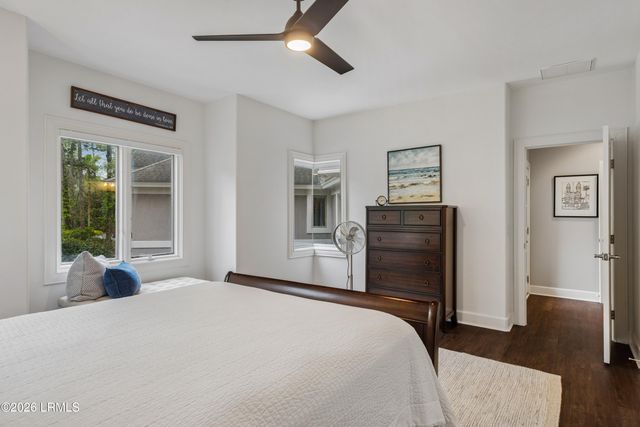 8 Long Brow Road, Hilton Head Island, SC 29928