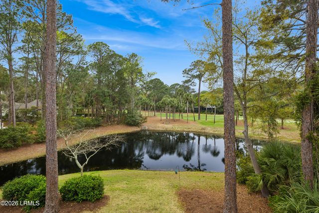 8 Long Brow Road, Hilton Head Island, SC 29928