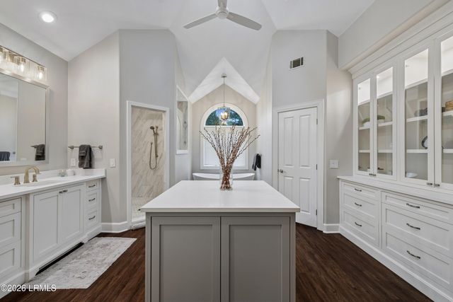 8 Long Brow Road, Hilton Head Island, SC 29928