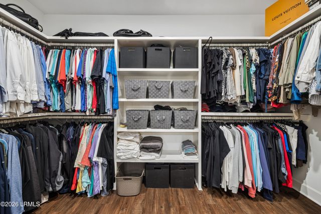 8 Long Brow Road, Hilton Head Island, SC 29928