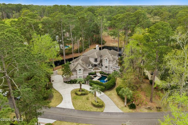 8 Long Brow Road, Hilton Head Island, SC 29928