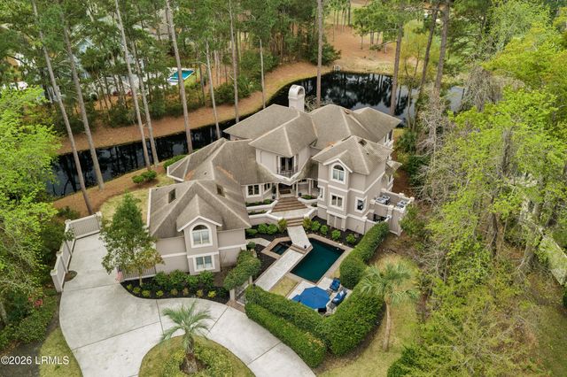 8 Long Brow Road, Hilton Head Island, SC 29928