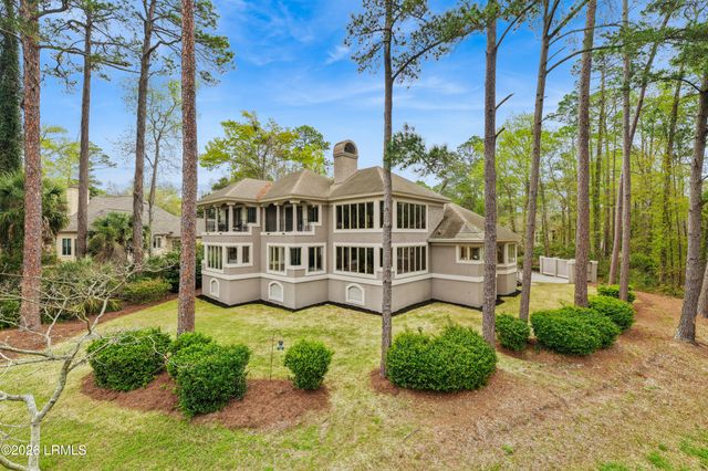 8 Long Brow Road, Hilton Head Island, SC 29928