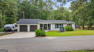 192 Hoke Street, Maysville, GA 30558