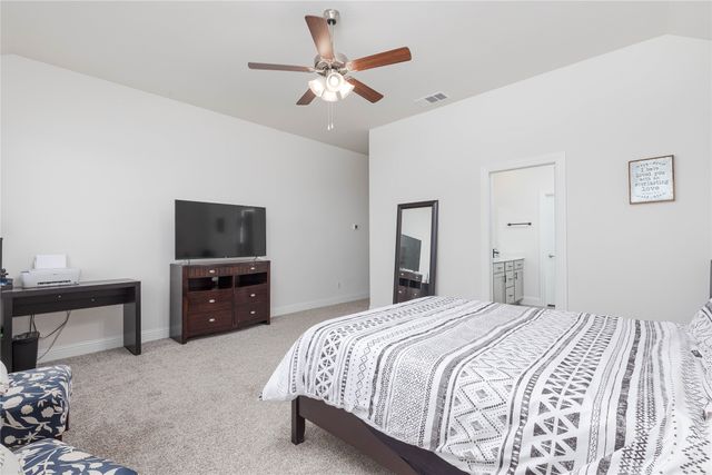 10413 Table Bluff Street, Aubrey, TX 76227
