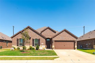 10413 Table Bluff Street, Aubrey, TX 76227