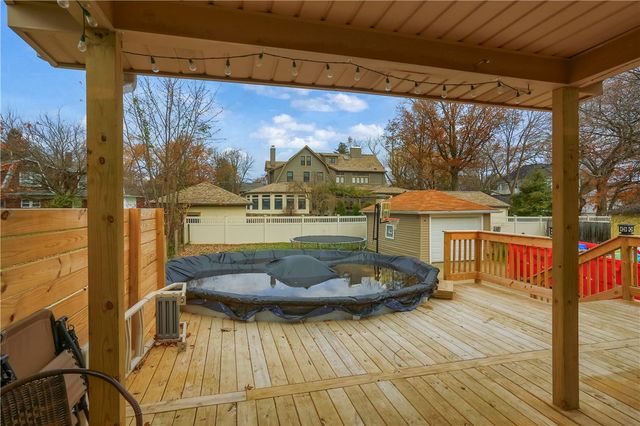 319 E Edgewood Ave, New Castle, PA 16105