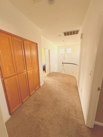 2094 New Hampshire Way, Sacramento, CA 95835