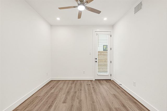 4606 Crown Grove Lane, Houston, TX 77018