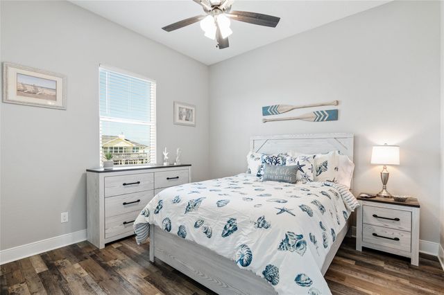 4406 Whaler Lane, Crystal Beach, TX 77650