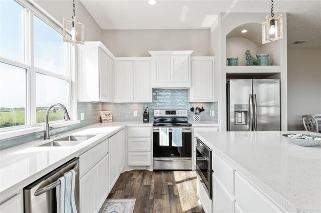 4406 Whaler Lane, Crystal Beach, TX 77650