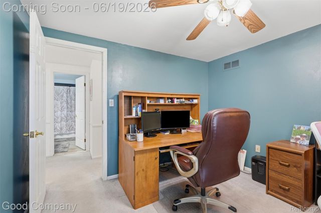 3062 Saint Jude Drive, Waterford Charter Township, MI 48329