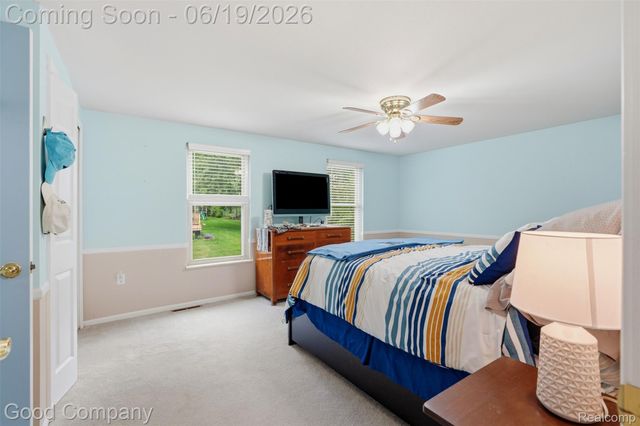 3062 Saint Jude Drive, Waterford Charter Township, MI 48329